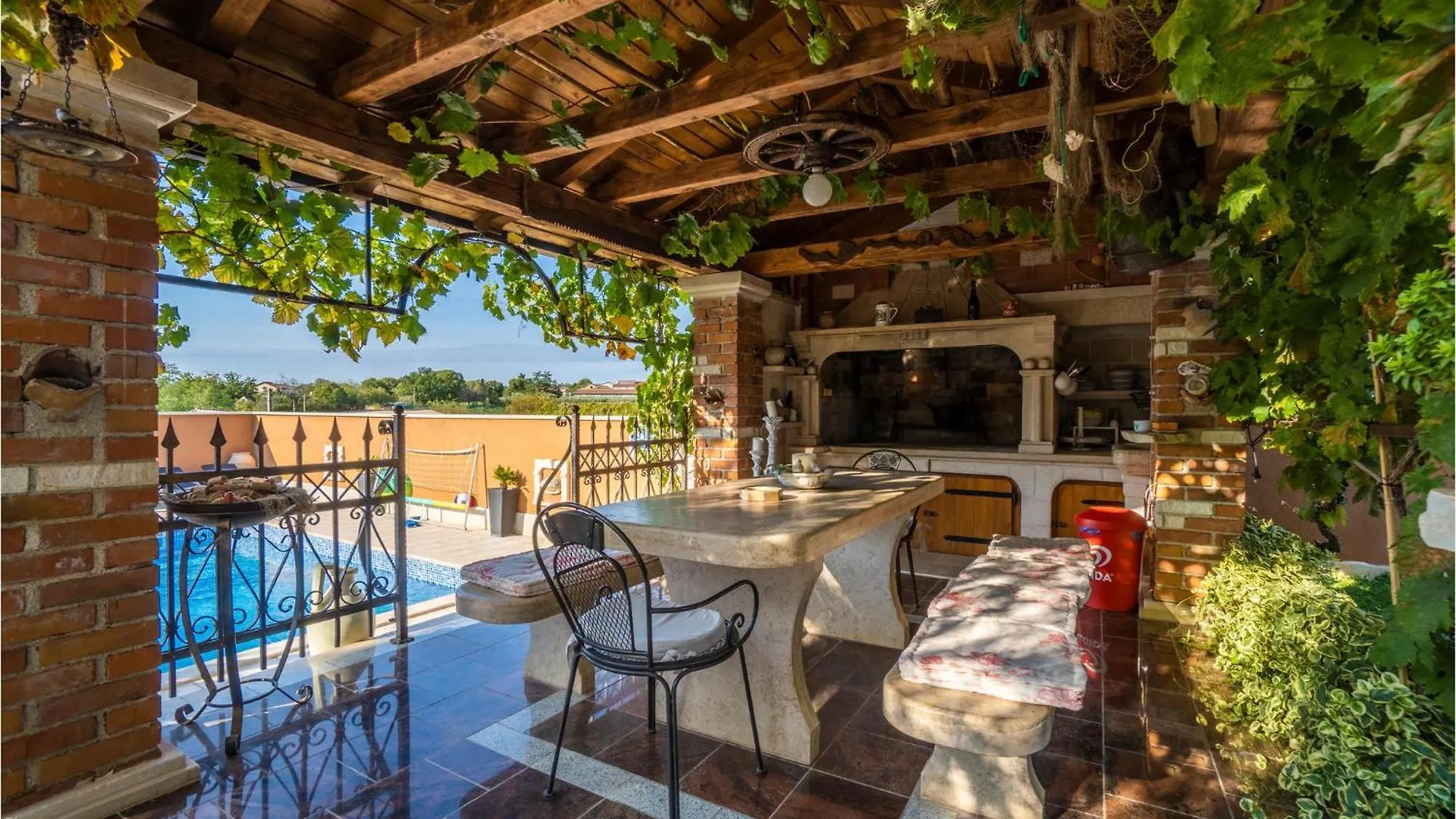 Beautiful Apartment In Porec With Kitchen